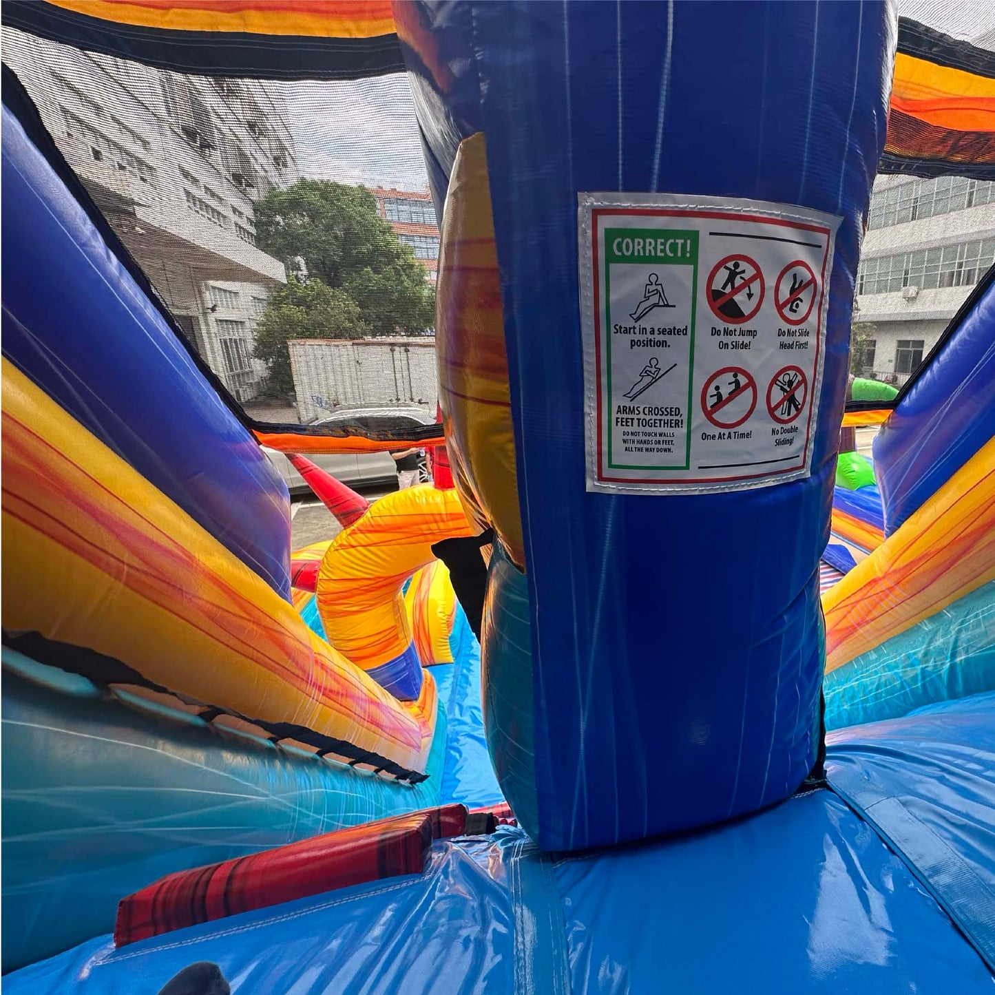 20'H Dual Lane Rainbow Slide Wet n Dry